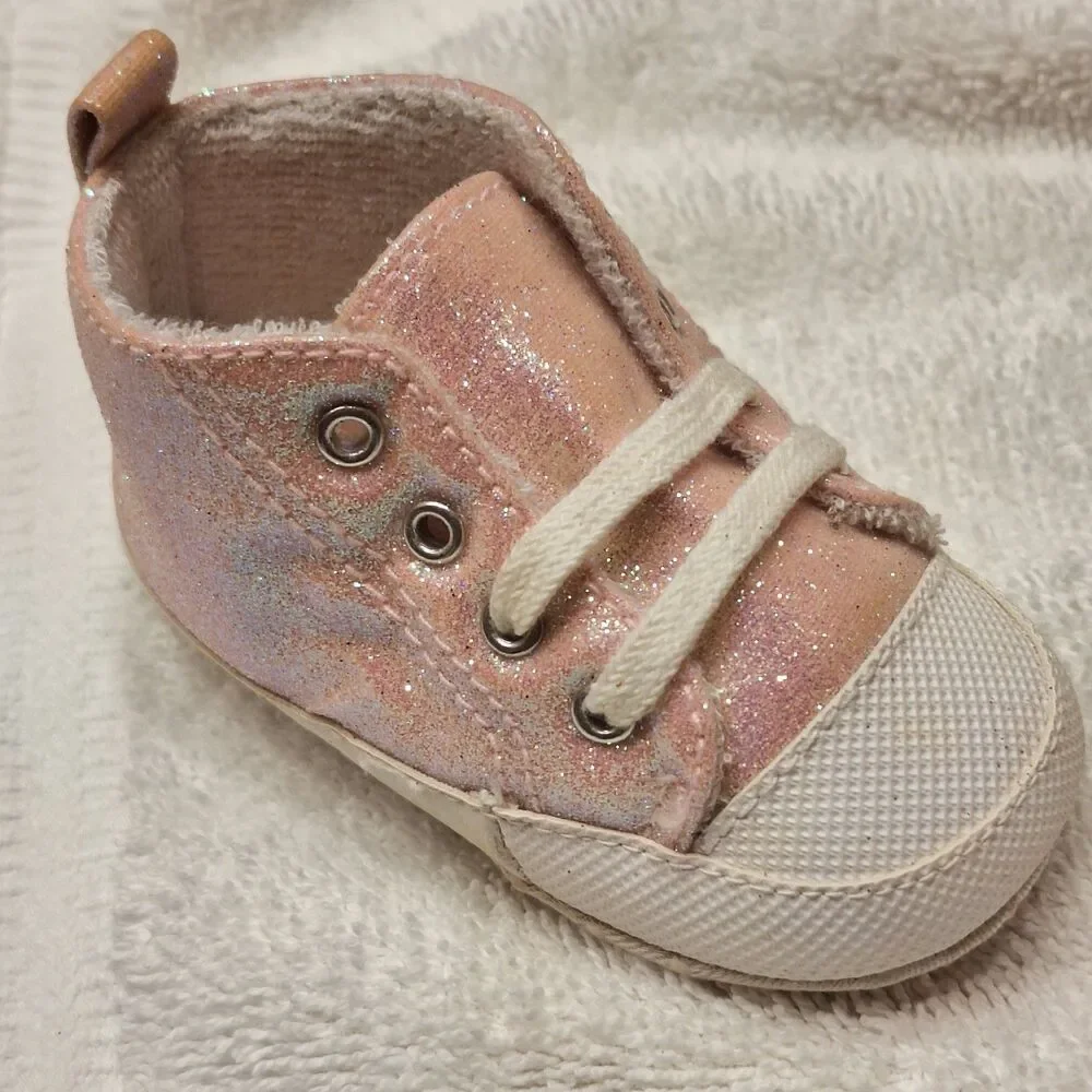 Baby Deer Pink Glitter High Tops Soft Sole Shoes size 2 New without Box